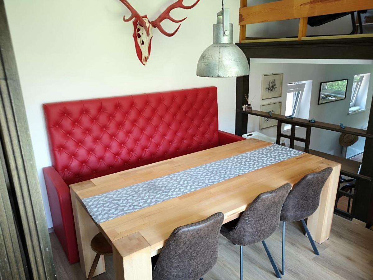 Holiday House Red Deer ゴレンスカ地方 エクステリア 写真